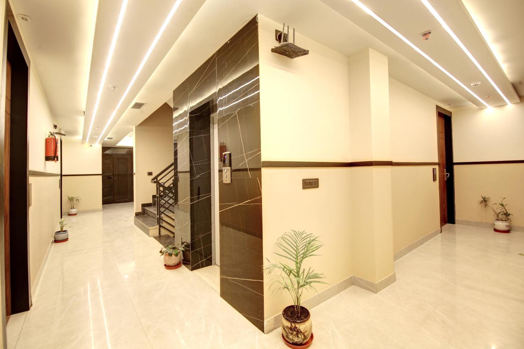 The Armani Hotel New Delhi Exterior photo